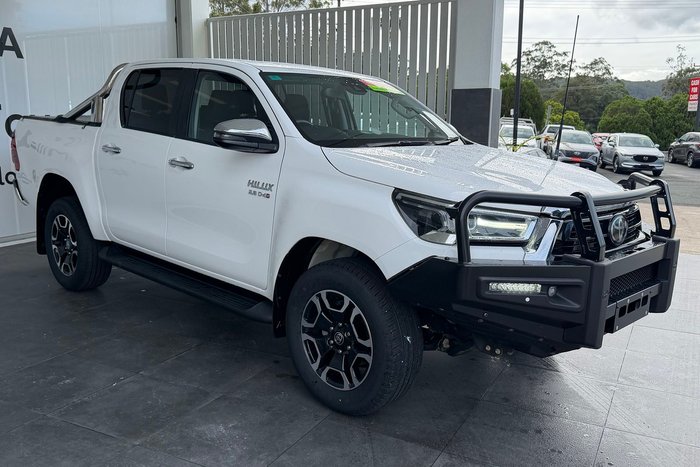 2021 Toyota Hilux SR5