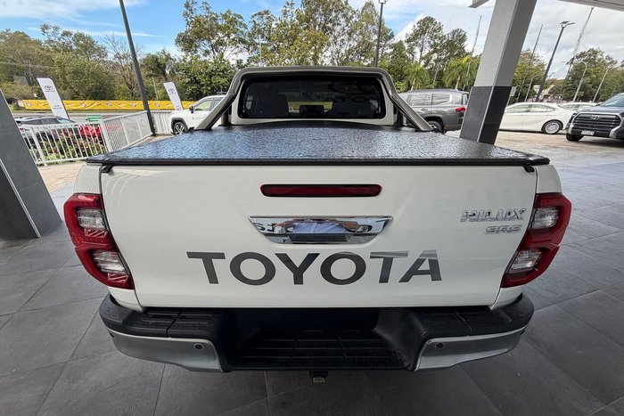 2021 Toyota Hilux SR5