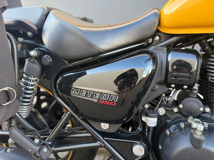 2021 Royal Enfield Meteor 350 Fireball Meteor Yellow