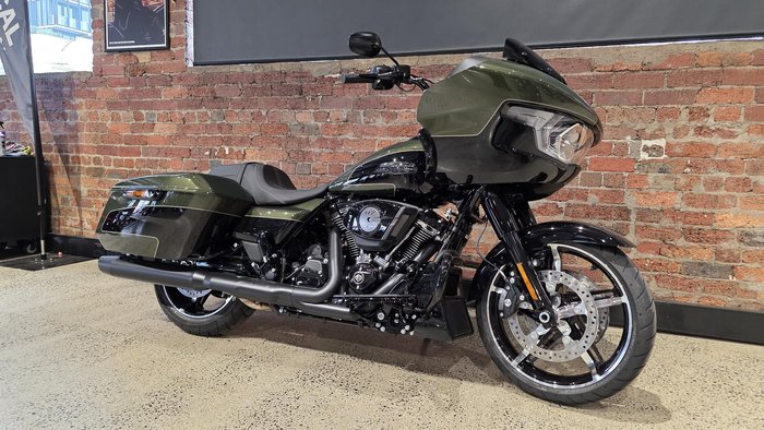 Harley-Davidson Road Glide 117 (FLTRX) Touring