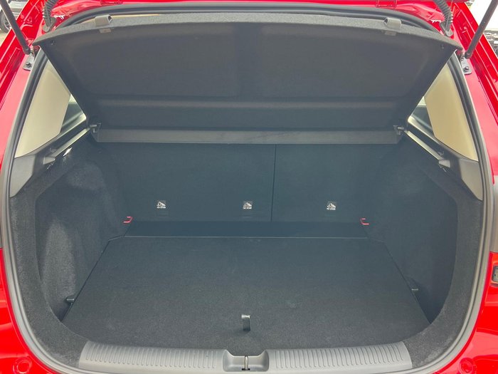 2025 MG ZS Essence Turbo ZS32 MY25 Diamond Red