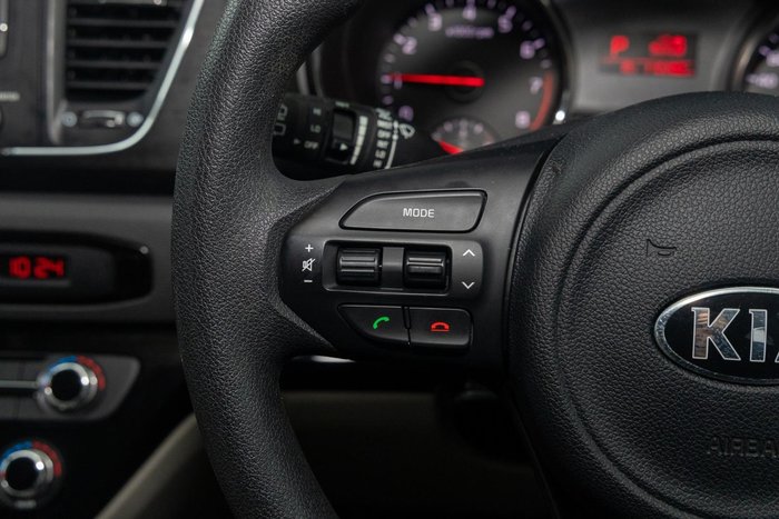 2016 Kia Carnival S
