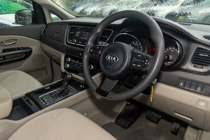 2016 Kia Carnival S