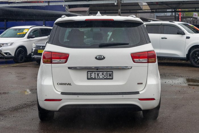 2016 Kia Carnival S