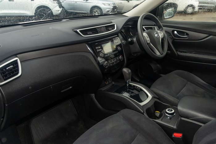 2016 Nissan X-TRAIL ST
