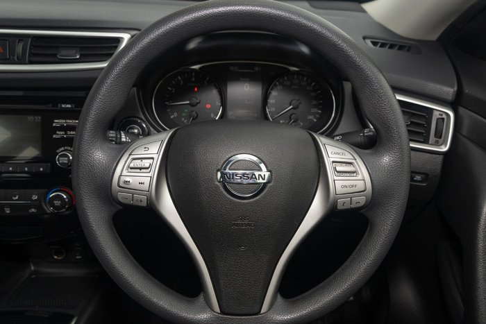 2016 Nissan X-TRAIL ST