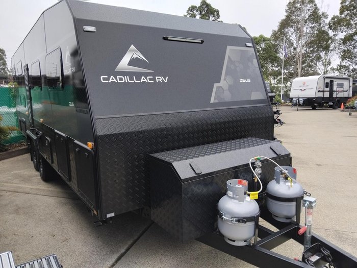 2026 Cadillac RV Zeus Quad Bunk Full Victron Inverter System