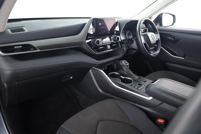 2023 Toyota Kluger GX