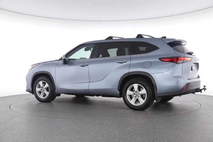 2023 Toyota Kluger GX
