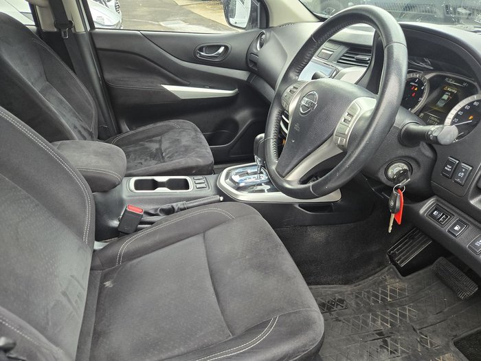 2017 Nissan Navara ST