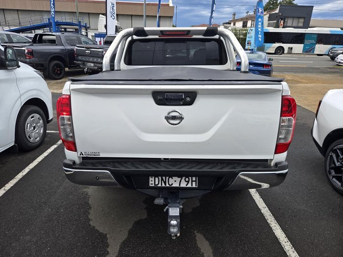 2017 Nissan Navara ST