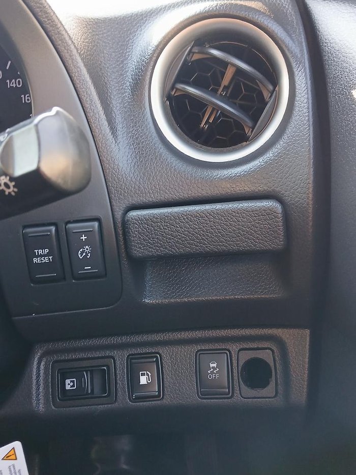 2020 Nissan Navara SL