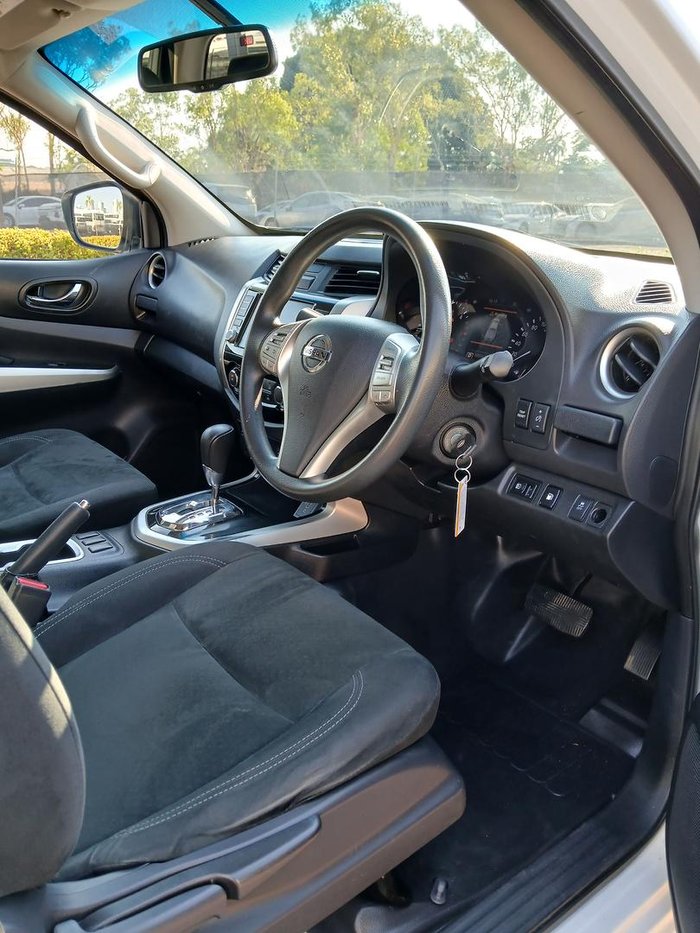 2020 Nissan Navara SL