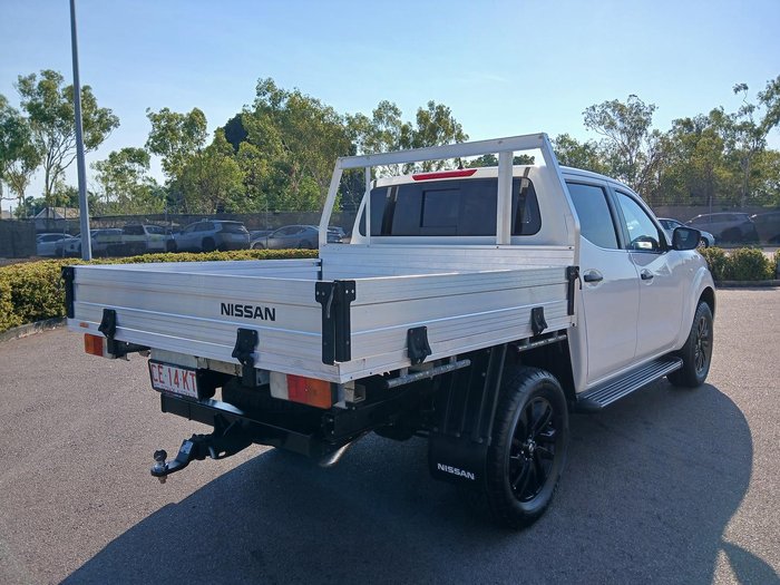 2020 Nissan Navara SL