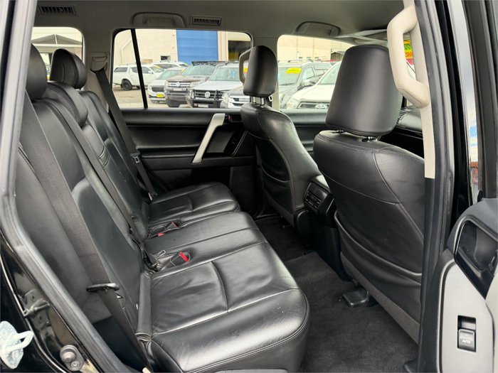 2017 TOYOTA LANDCRUISER PRADO GXL (4x4)