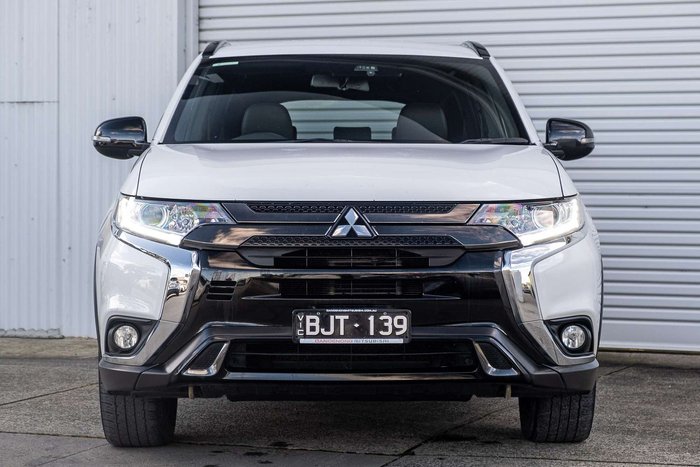 2020 Mitsubishi Outlander Black Edition