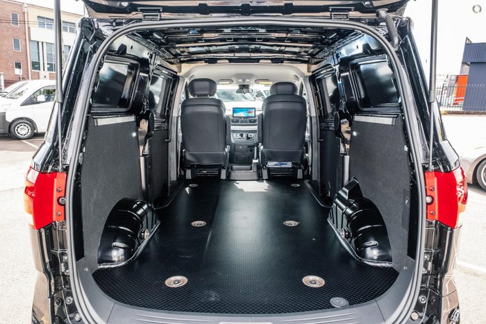 2026 LDV G10