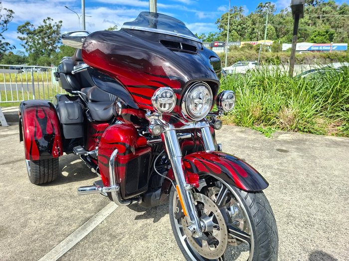 2022 HARLEY-DAVIDSON FLHTCUTGSE CVO TRI GLIDE (117)