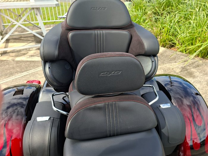 2022 HARLEY-DAVIDSON FLHTCUTGSE CVO TRI GLIDE (117)