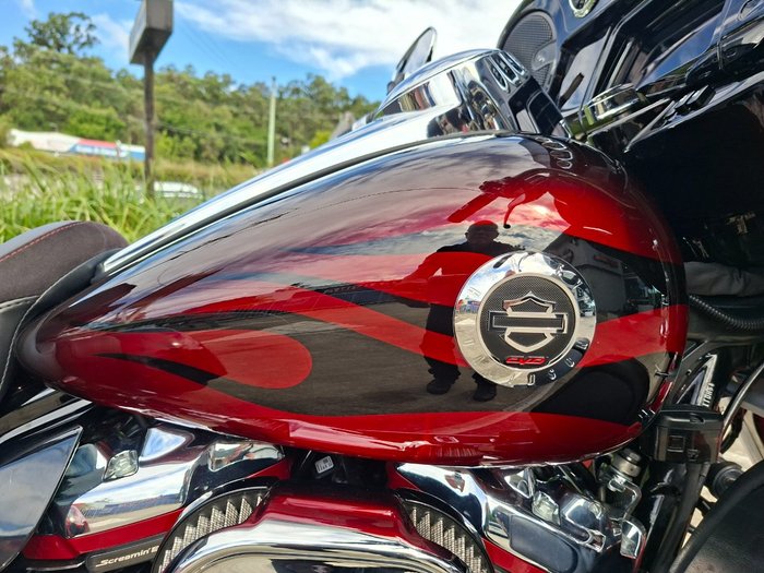 2022 HARLEY-DAVIDSON FLHTCUTGSE CVO TRI GLIDE (117)
