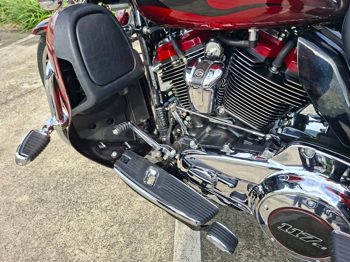 2022 HARLEY-DAVIDSON FLHTCUTGSE CVO TRI GLIDE (117)