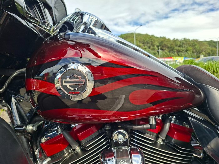 2022 HARLEY-DAVIDSON FLHTCUTGSE CVO TRI GLIDE (117)