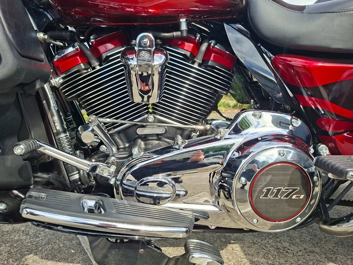 2022 HARLEY-DAVIDSON FLHTCUTGSE CVO TRI GLIDE (117)