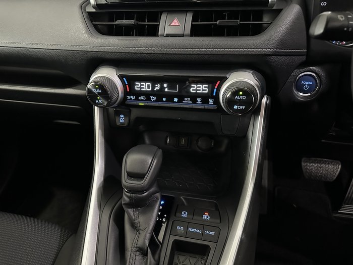 2022 Toyota RAV4 GX