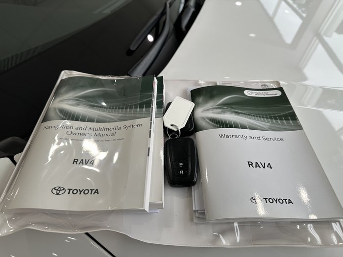 2022 Toyota RAV4 GX
