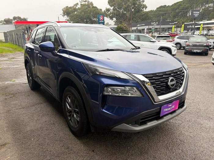 2025 Nissan X-TRAIL ST