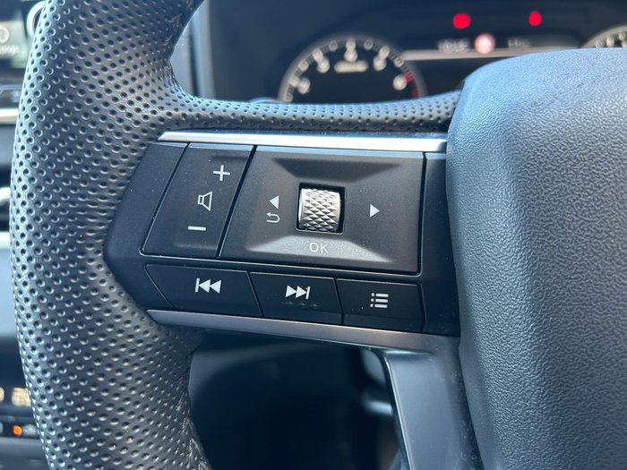 2024 Mitsubishi Outlander LS