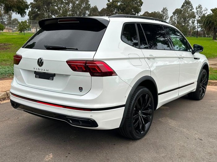 2024 Volkswagen Tiguan Wolfsburg Edition Allspace