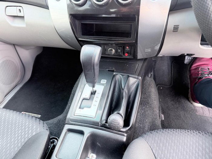 2014 Mitsubishi Challenger PC MY14 4X4 Dual Range White