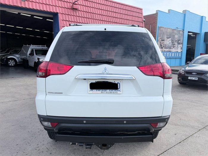 2014 Mitsubishi Challenger PC MY14 4X4 Dual Range White