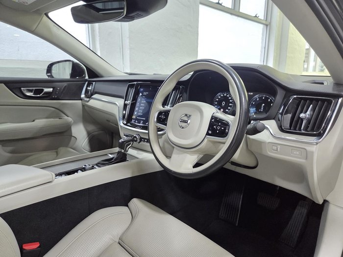 2020 Volvo S60 T5 Inscription