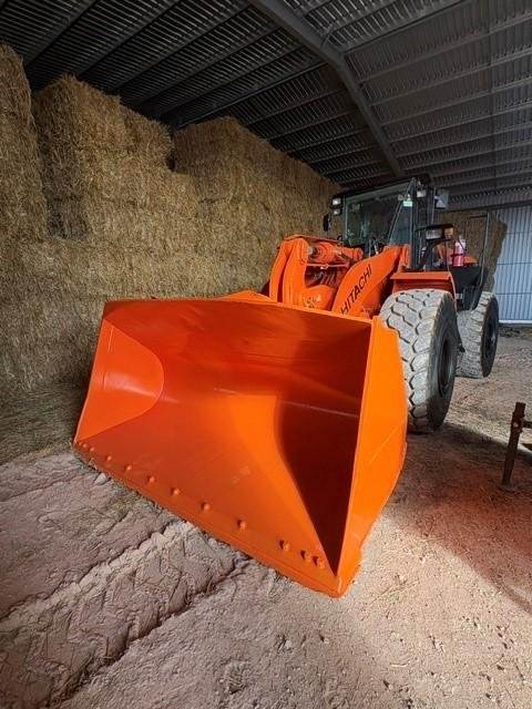 2013 Hitachi Zw310 Orange