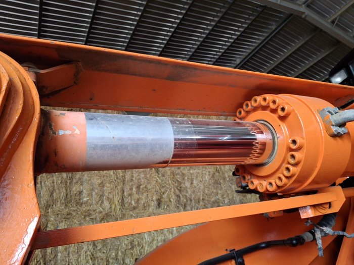 2013 Hitachi Zw310 Orange
