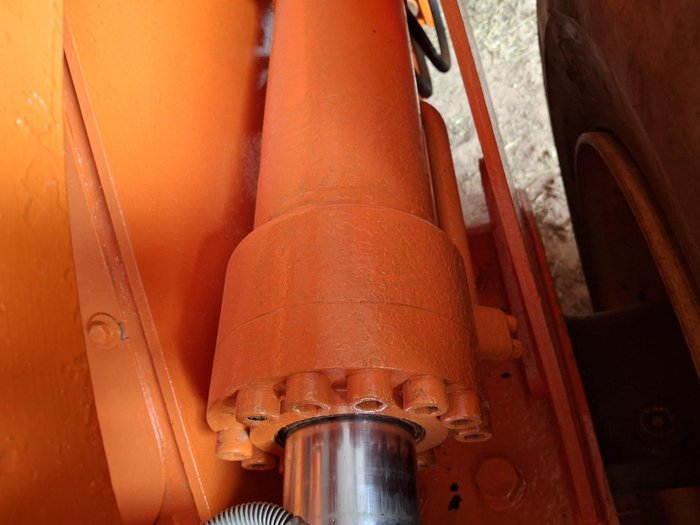 2013 Hitachi Zw310 Orange