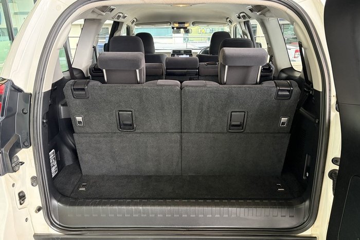 2023 Toyota Landcruiser Prado GXL