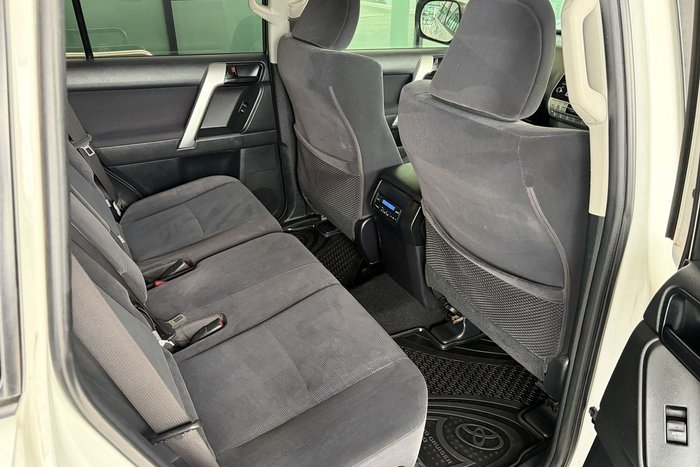 2023 Toyota Landcruiser Prado GXL