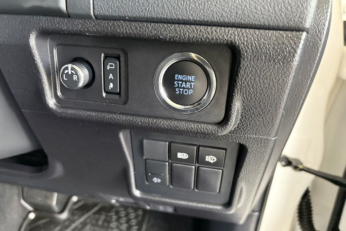 2023 Toyota Landcruiser Prado GXL