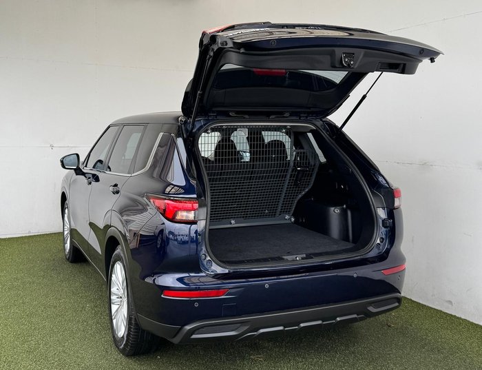 2022 Mitsubishi Outlander ES