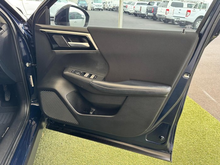 2023 Mitsubishi Outlander ES