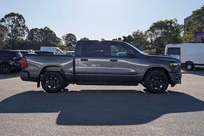 2026 RAM 1500 Express Black Edition Hurricane SO