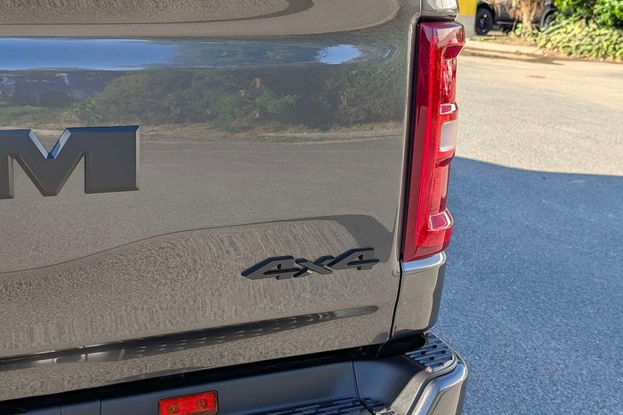 2026 RAM 1500 Express Black Edition Hurricane SO