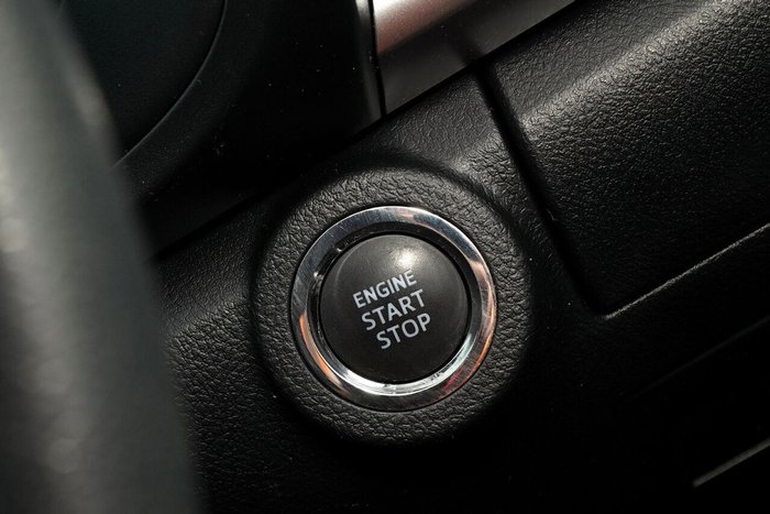 2019 Toyota Hilux SR5