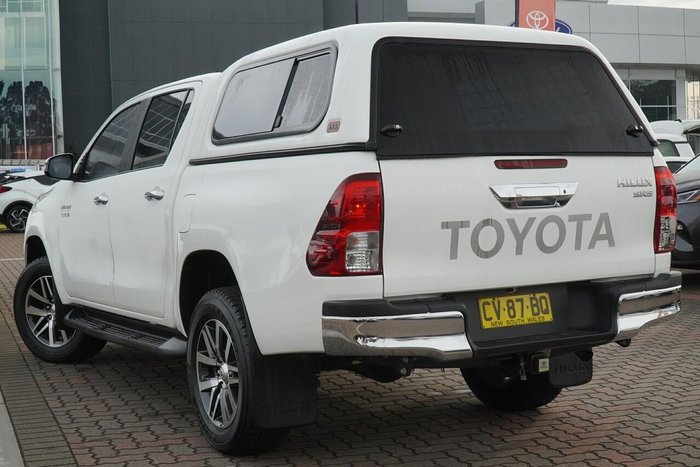 2019 Toyota Hilux SR5