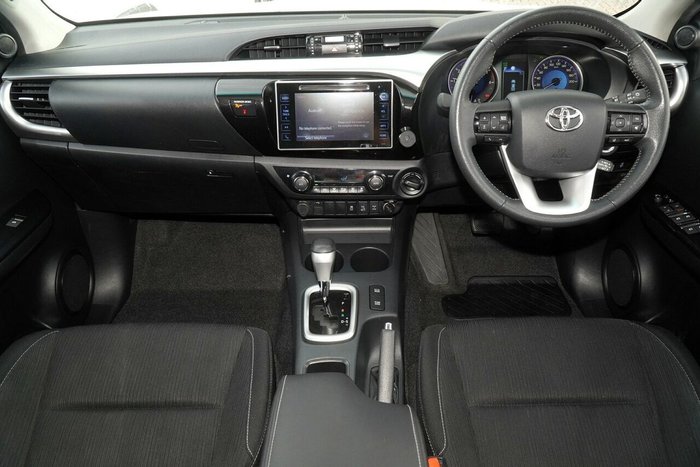 2019 Toyota Hilux SR5