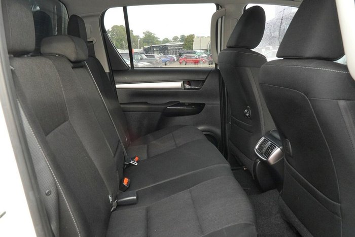 2019 Toyota Hilux SR5