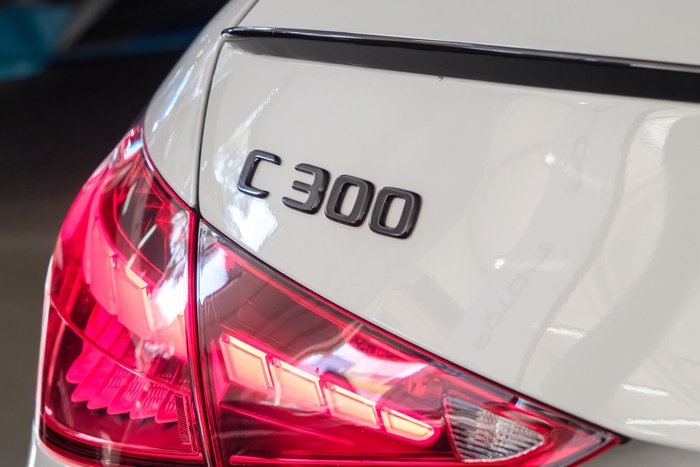 2022 Mercedes-Benz C-Class C300